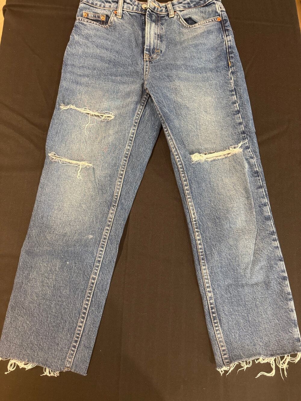 Topshop Straight Jeans W26 L30 Medium Wash Distressed Ripped Knee Raw Hem